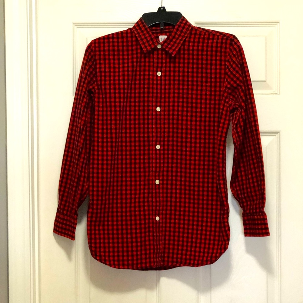 GAP KIDS BLK RED PLAID BUTTON DOWN SIZE 14/16